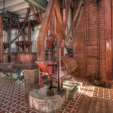 Trigueros Centro De Arte Harina De Otro Costalゲストハウス エクステリア 写真